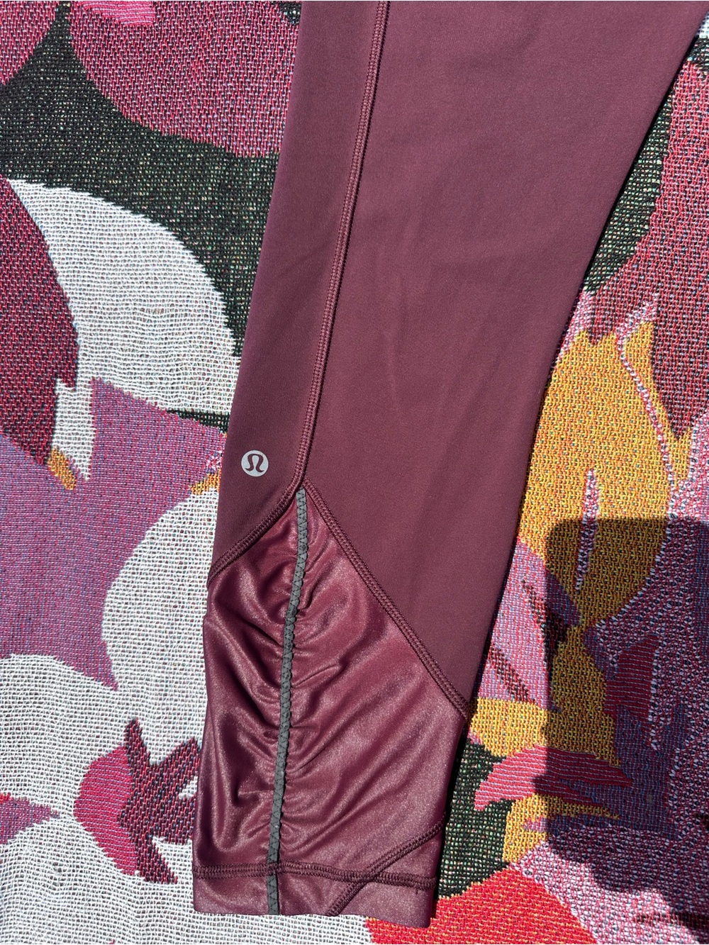 lululemon athletica Pace Queen Leggings Bordeaux Drama Maroon - Picture 6 of 8